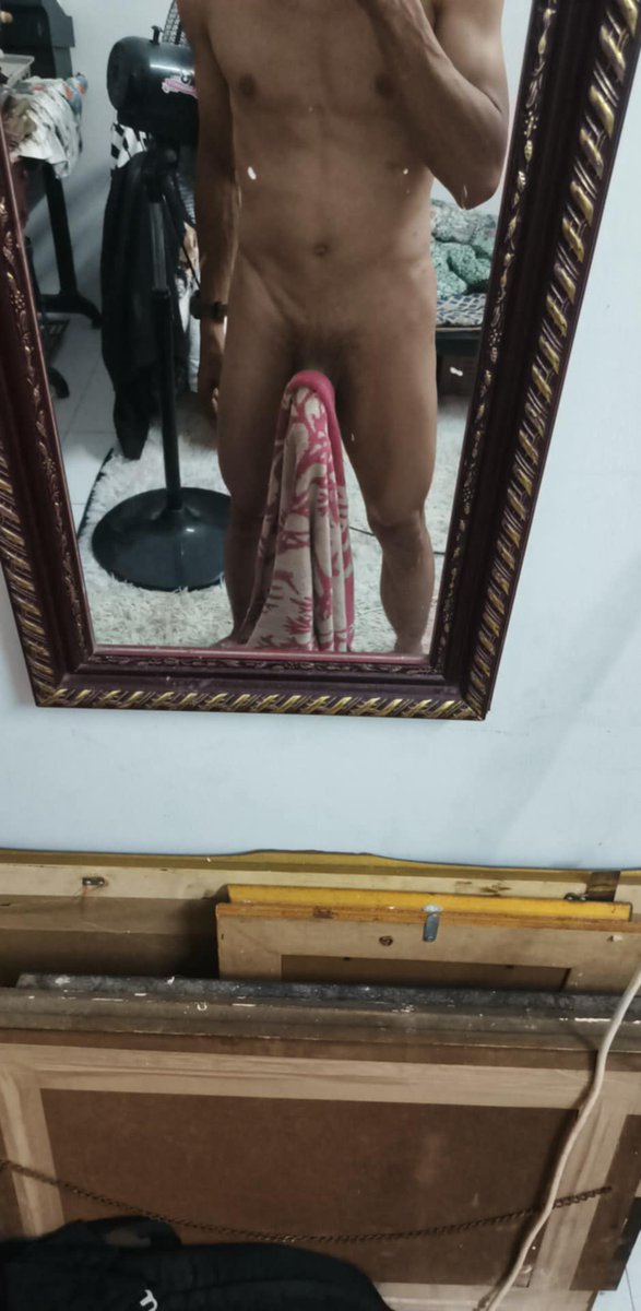 howleeshit tweet picture