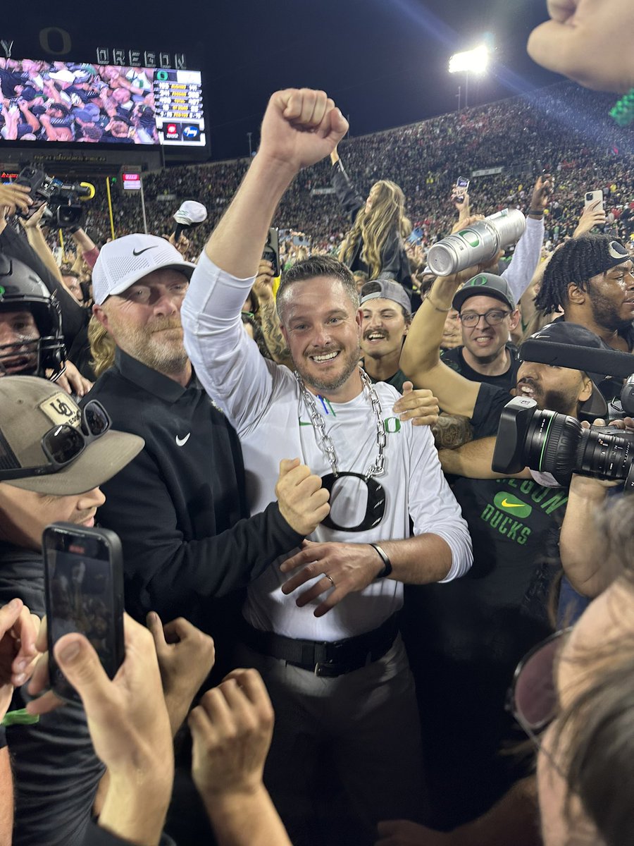 AndrewBantly's tweet photo. #GoDucks https://t.co/NHiFzWA093