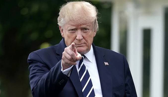 AshCrypto's tweet photo. 🚨BREAKING🚨

DONALD TRUMP TO LAUNCH HIS 
OWN CRYPTO TOKEN ON TUESDAY 
OCTOBER 15TH, BECOMING THE 
FIRST U.S PRESIDENT TO DROP A 
CRYPTO.

HE IS WINING 2024 ELECTIONS 🔥 https://t.co/jjHdzpuG3w