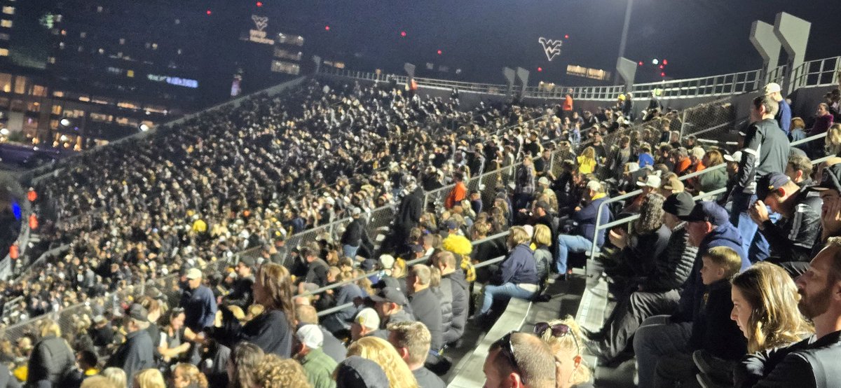 When you have to keep your fan base from your....fan base. #whythefence #cyclonenation