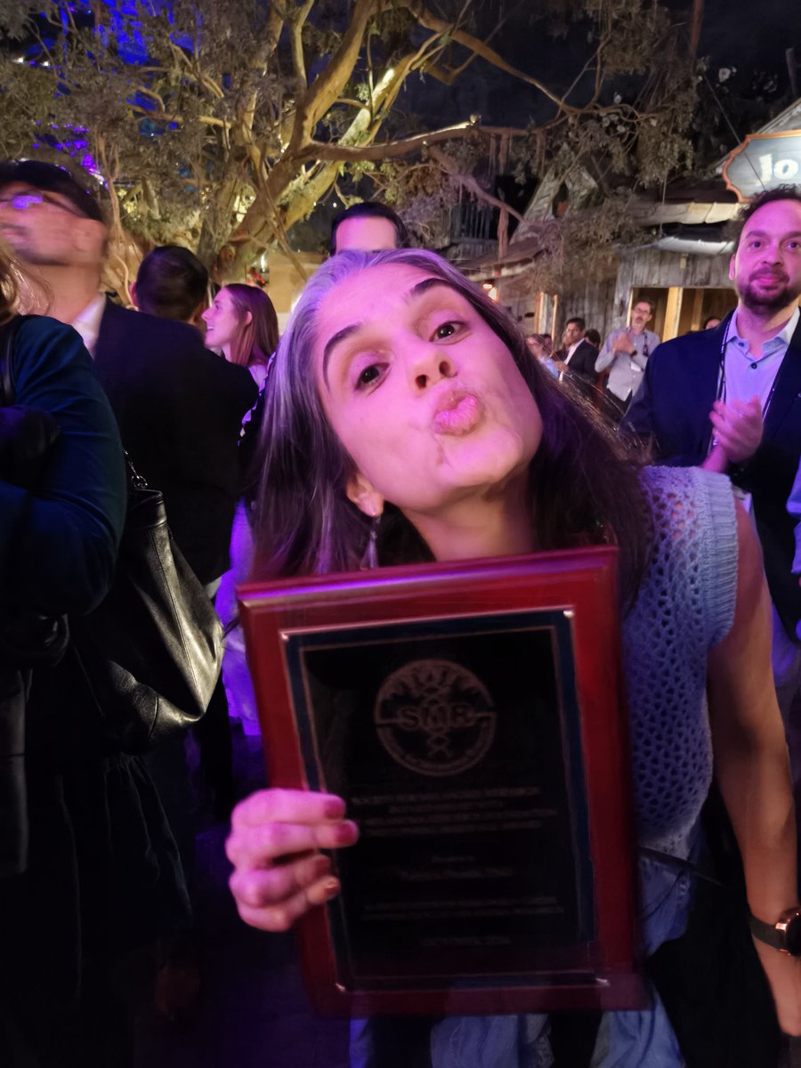Daniela Robles @daniela-oaks.bsky.social (@daniela_oaks) on Twitter photo Super mega happy for <a href="/PatriciaPossik/">Patricia Possik</a> getting the Chris Marshall Award! Paty has done a lot for the Latin American #melanoma research and patient community. Congratulations Paty!!! <a href="/SocietyMelanoma/">Society For Melanoma Research</a> Super mega happy for <a href="/PatriciaPossik/">Patricia Possik</a> getting the Chris Marshall Award! Paty has done a lot for the Latin American #melanoma research and patient community. Congratulations Paty!!! <a href="/SocietyMelanoma/">Society For Melanoma Research</a>