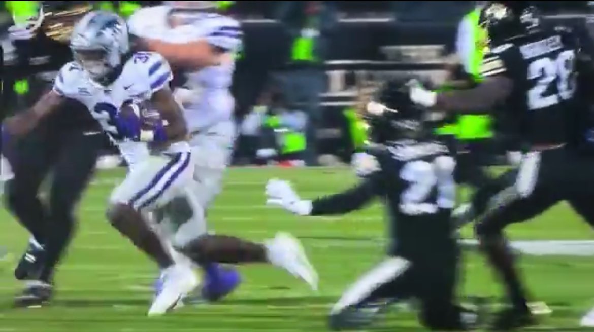 785SportsKSU's tweet photo. Bow down, Shilo https://t.co/Sw4PhaUXxi