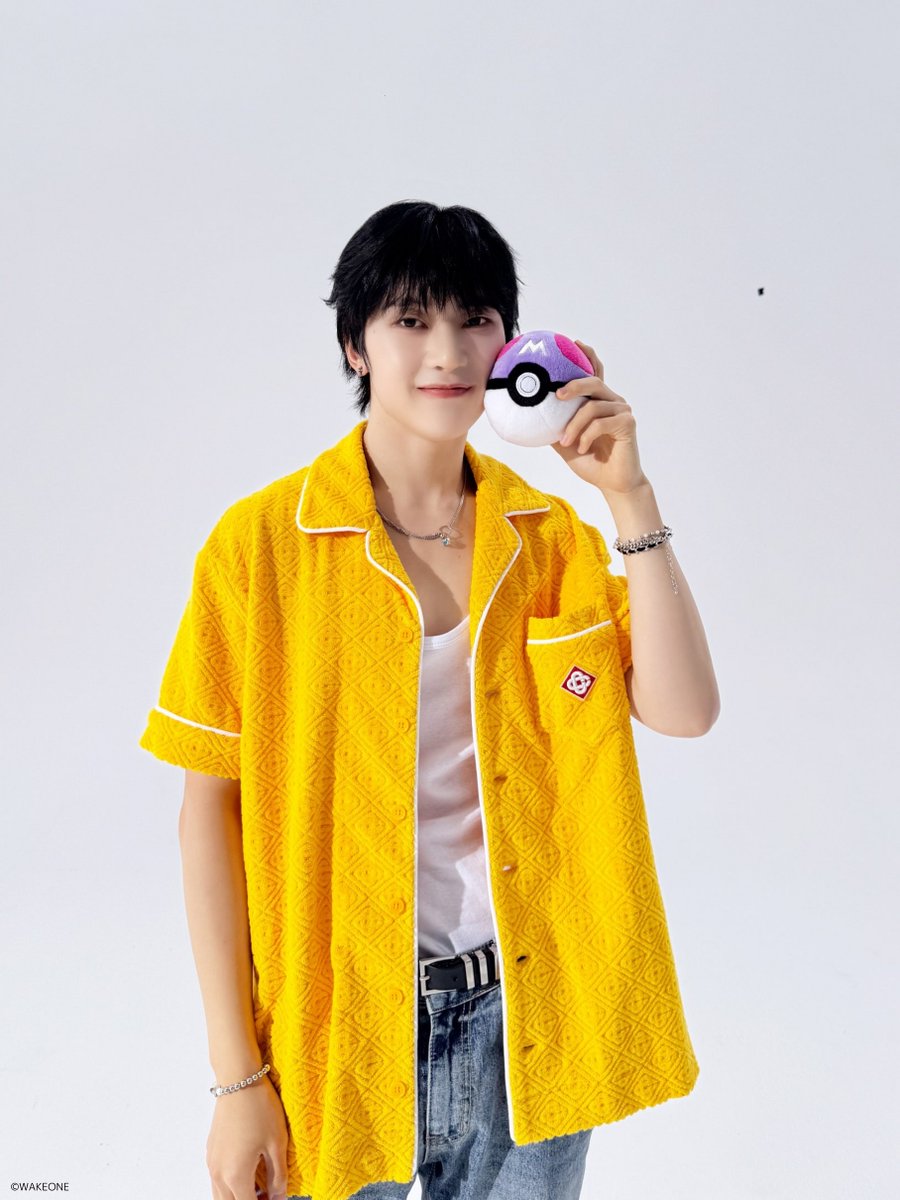 anipoke_PR's tweet photo. #アニポケ 新オープニングテーマ
「Only One Story」公開記念♪

#ZEROBASEONE(@ZB1_jp)
SEOK MATTHEW＆ #キャプテンピカチュウ

スペシャルオフショットを公開！
コメントフルバージョンは本日20時に公開予定です⚡

見逃し配信はこちらから▼
https://t.co/PMa5mbFhWR https://t.co/Z9QfPwdMyg