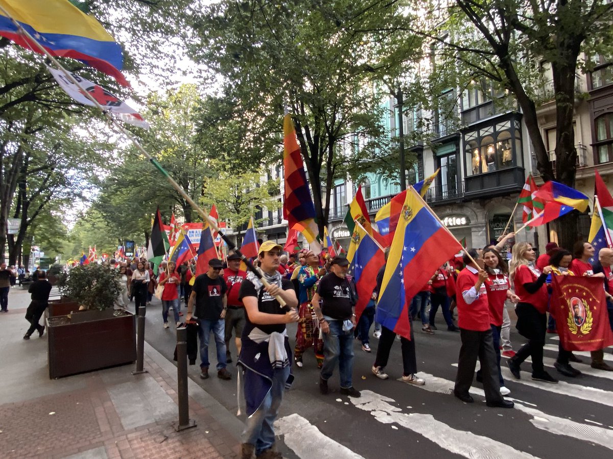 Consulado General de Venezuela en Bilbao tweet media