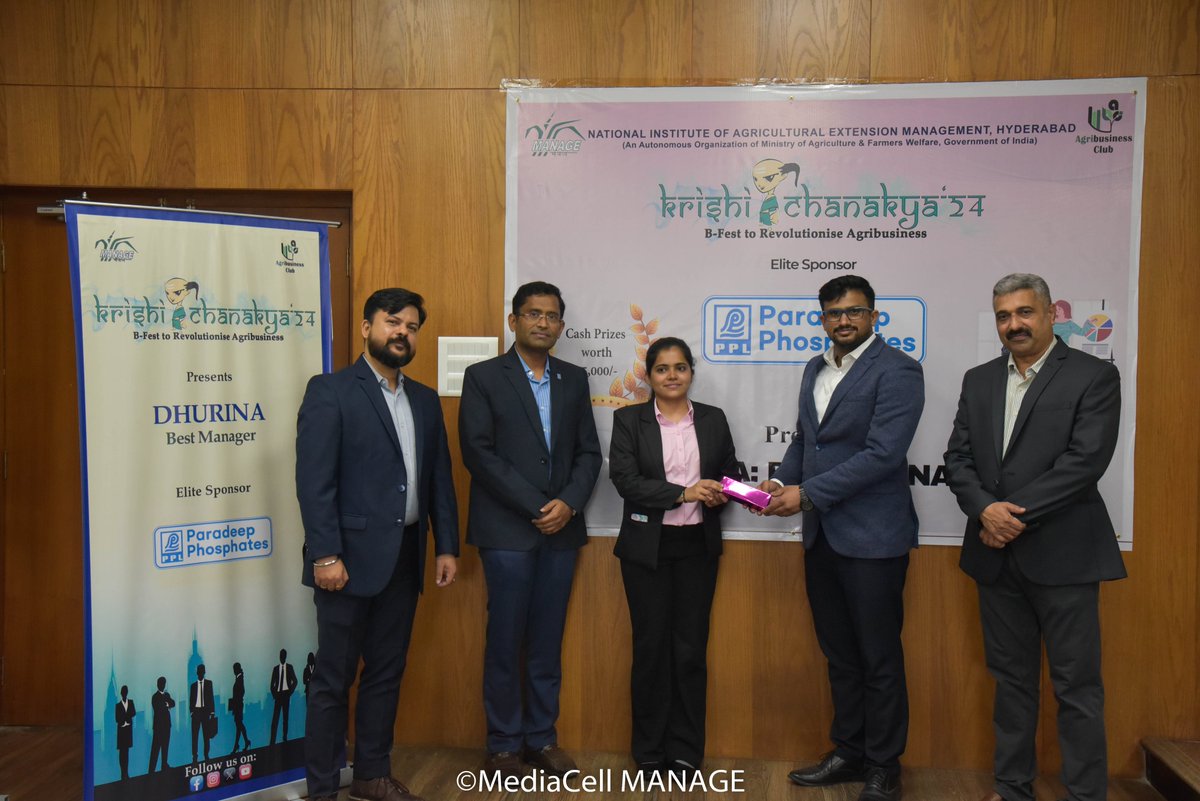 ABC_MANAGE's tweet photo. Participants of Dhurina showcased their mental rigor, multi-tasking abilities, and analytical prowess, competing to become the next generation of passionate business managers.
Both the audience and participants experienced innovative strategies and real-time business management https://t.co/iD9iRanHAB