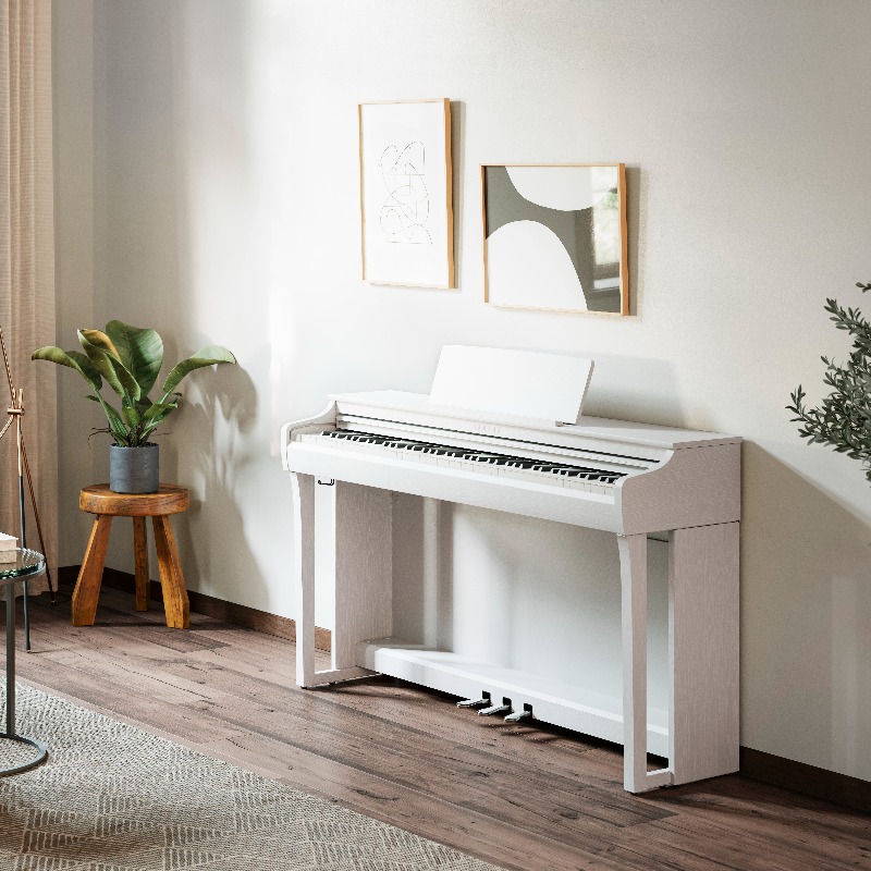 yamaha_piano_jp's tweet photo. 【新製品】電子ピアノ #Clavinova CLP-825
ご家庭でグランドピアノの演奏体験ができるよう、響きと音色の変化にこだわった #クラビノーバ #CLPシリーズ に新たなモデルが仲間入りします🎹✨
📢11月5日発売
#ヤマハ #電子ピアノ #CLP825