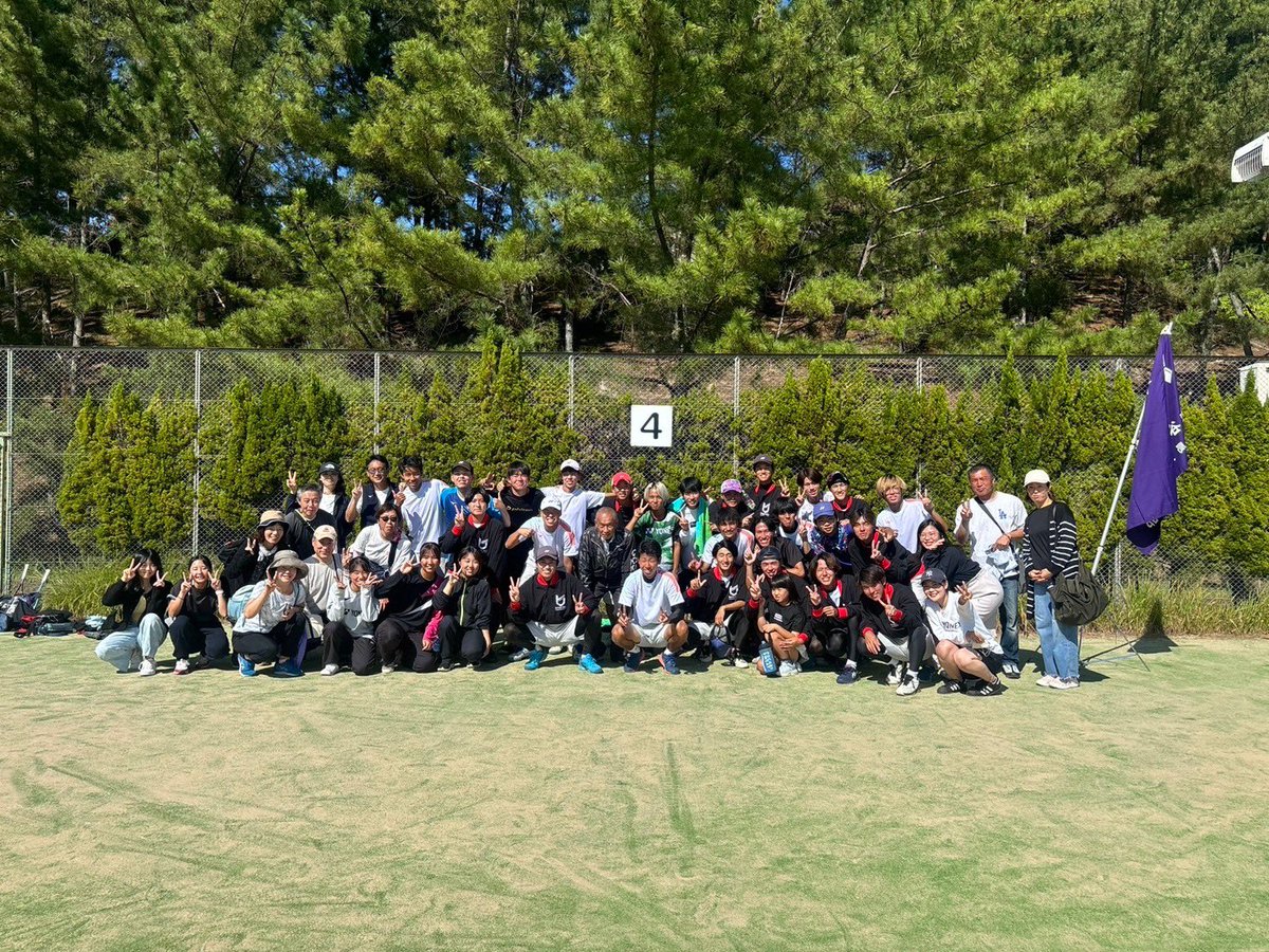 ryu_koku_sftn's tweet photo. 10/13に同志社大学で秋季リーグの入れ替え戦が行われました！

龍谷大学 ③-2 大阪教育大学

よって2部に昇格しました🏆！！
シングルの池田は6戦全勝です👏

沢山の応援ありがとうございました🙇 https://t.co/TT8OEMwrMz