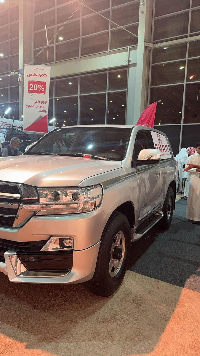 من السيارات والأفكار الجملية واتمنى الوكيل يوفرها لنا 
#تويوتا 
 #معرض_الصقور_والصيد_السعودي_الدولي