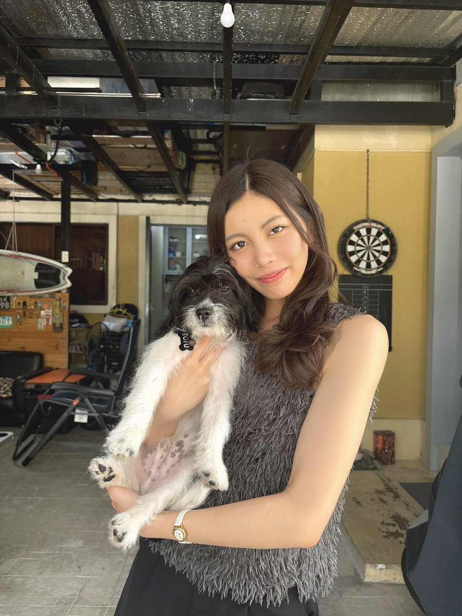 ainacchi_35's tweet photo. フィリピンきてた🇵🇭
従兄弟たちがいっぱい案内してくれて楽しかった🤍🤍
またね(^^)／~~~とーふ🐶 https://t.co/wRY59o8MMH