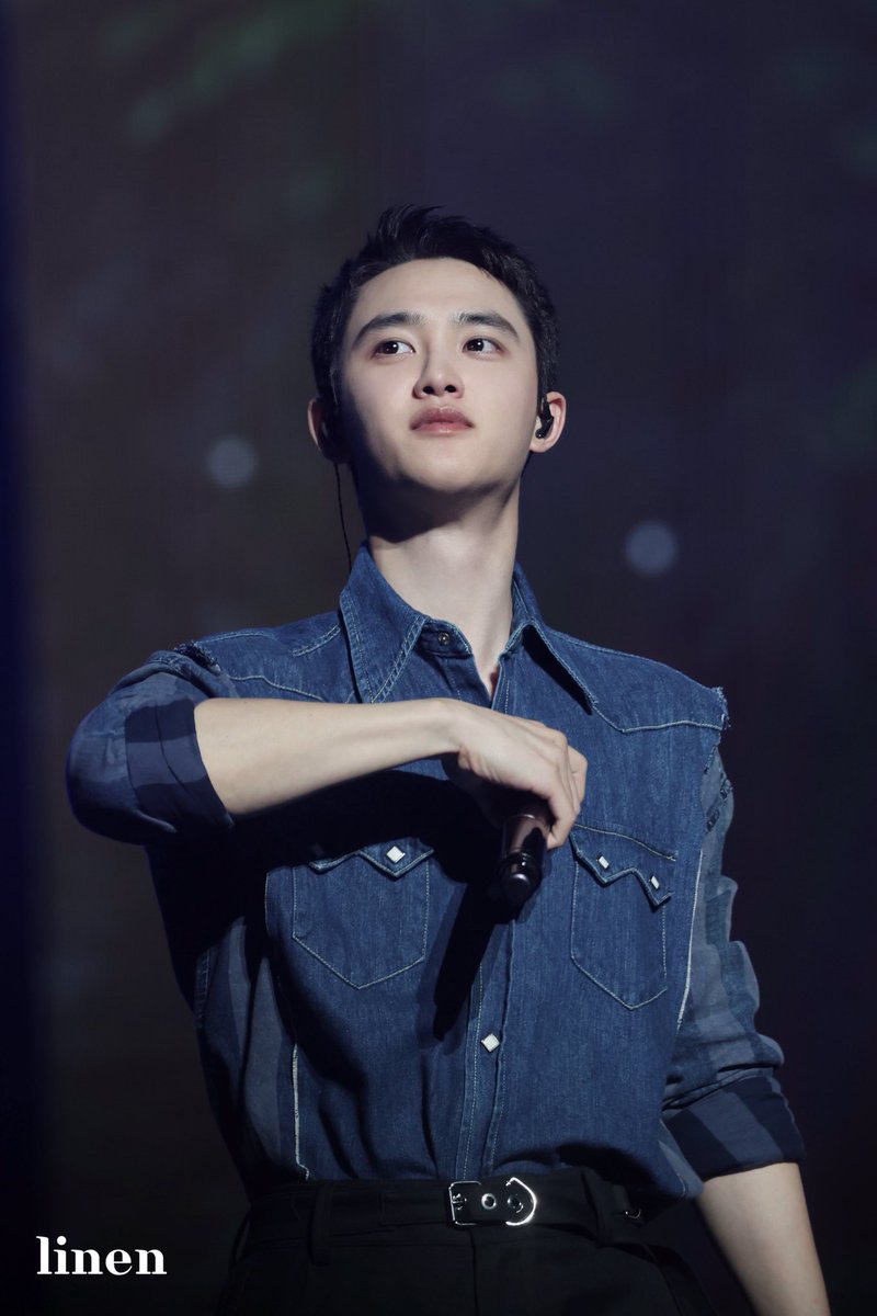 241011 BLOOM THE FINAL 첫콘

어떻게 사람 퍼스널컬러가 마이크🎤🫧

 #DOHKYUNGSOO #DO #도경수 #디오 #都暻秀 #ドギョンス #됴콘 #됴앙콘