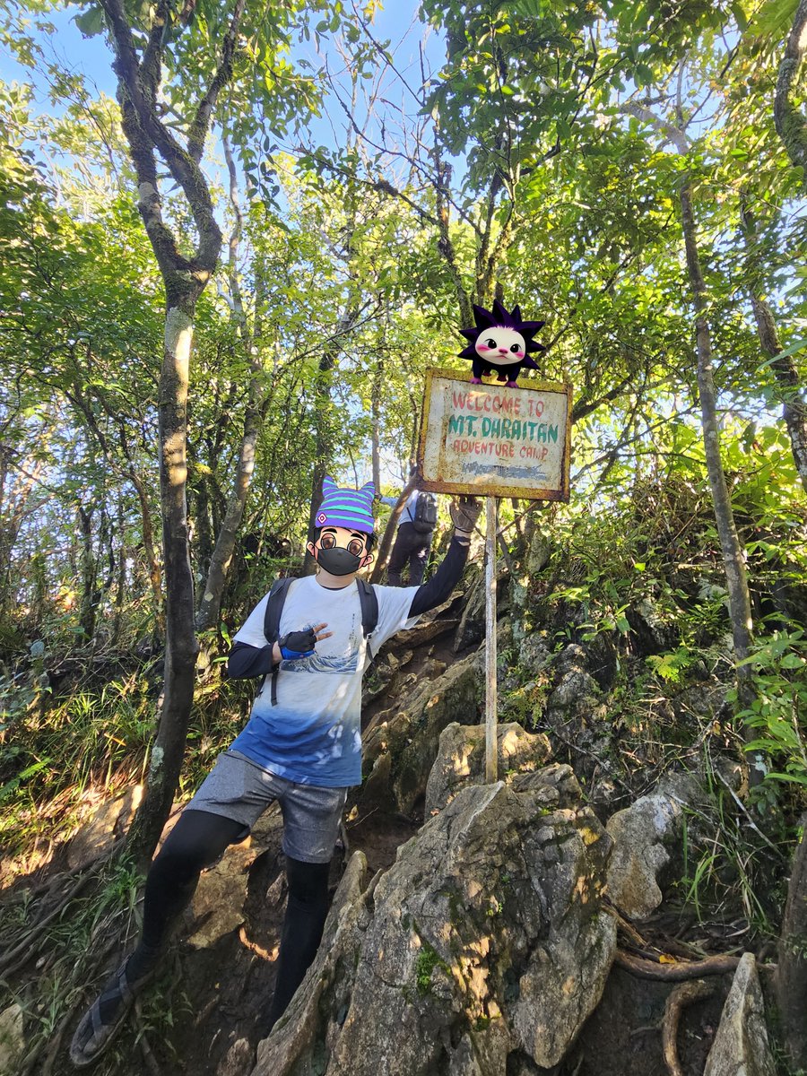 JeiKei_Nads's tweet photo. GMonad! 💜

First time hiking! Conquered Mt. Daraitan with my buddy @chog_xyz .  

Despite the rainy weather and slippery rocks, the view was totally worth it!

@monad_xyz 
@Filipinads 

#MonadonTop
#FilipinadsonTop https://t.co/CAUqKEIUA8