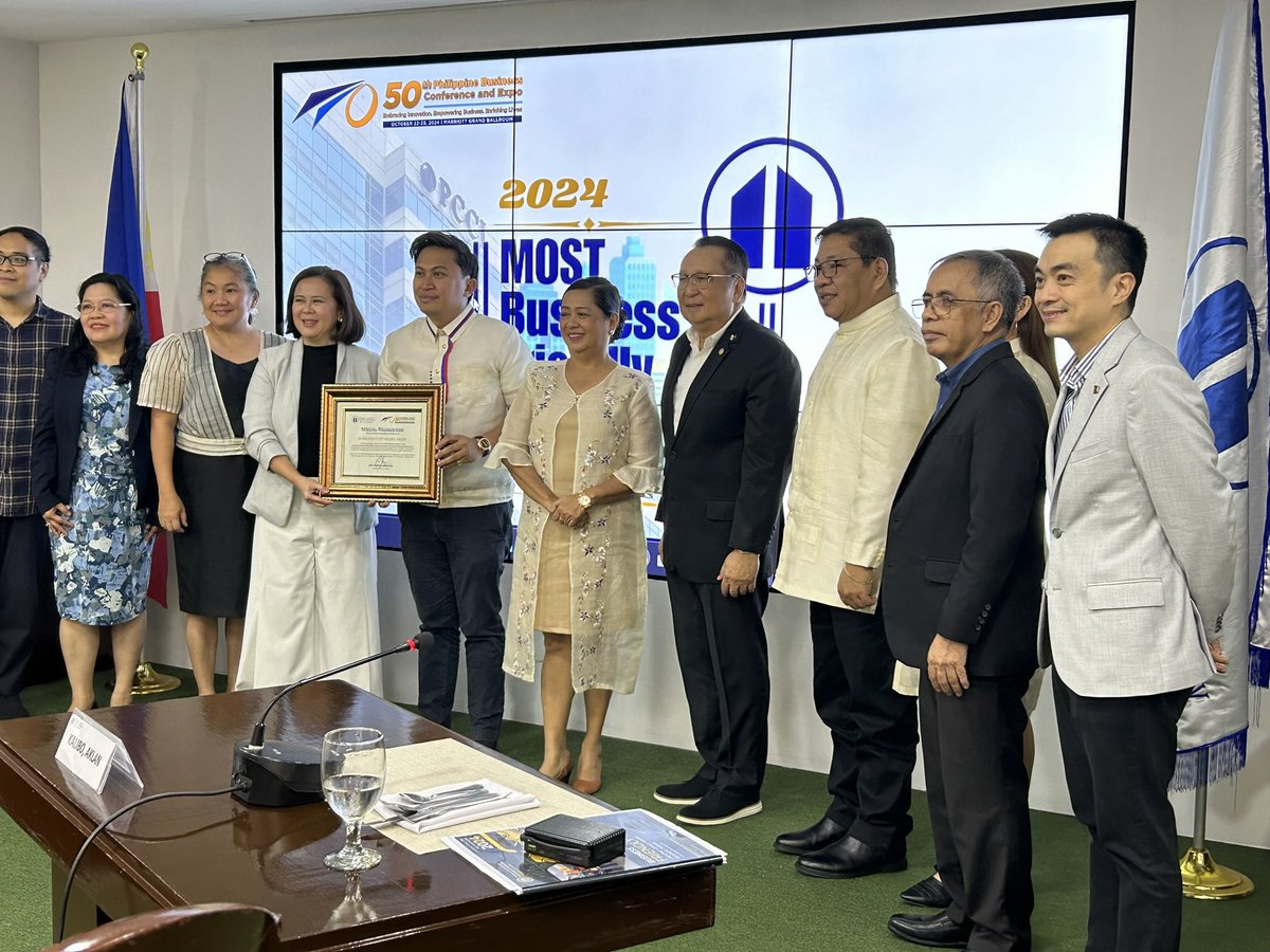 cynthia_doc's tweet photo. LGU Kalibo, Finalist Most Business Friendly, First Class Municipality. of the Philippines 2024 Awards. from the Philippine Chamber of Commerce &amp; Industry. With Mayor Juris Sucro. https://t.co/3s9kzibXf1