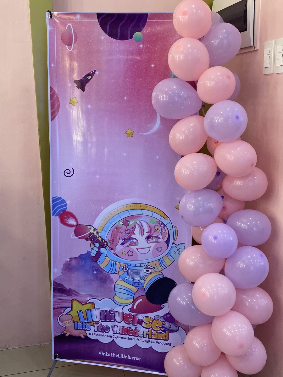 WayV_Dvo's tweet photo. We are now here at Juice Cubi Roxas 😊

Walk-ins are allowed for visits and picture-taking or dining. ❤️ 

This event is mainly hosted by ms. @pompomliuren and @WayV_Dvo. https://t.co/NZZXAHhMlU