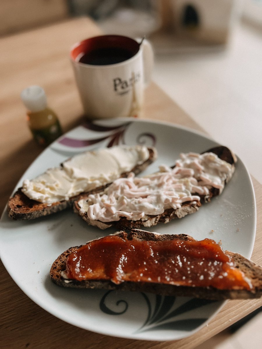 Heute mit Tee, weil immer noch Antibiotikum.