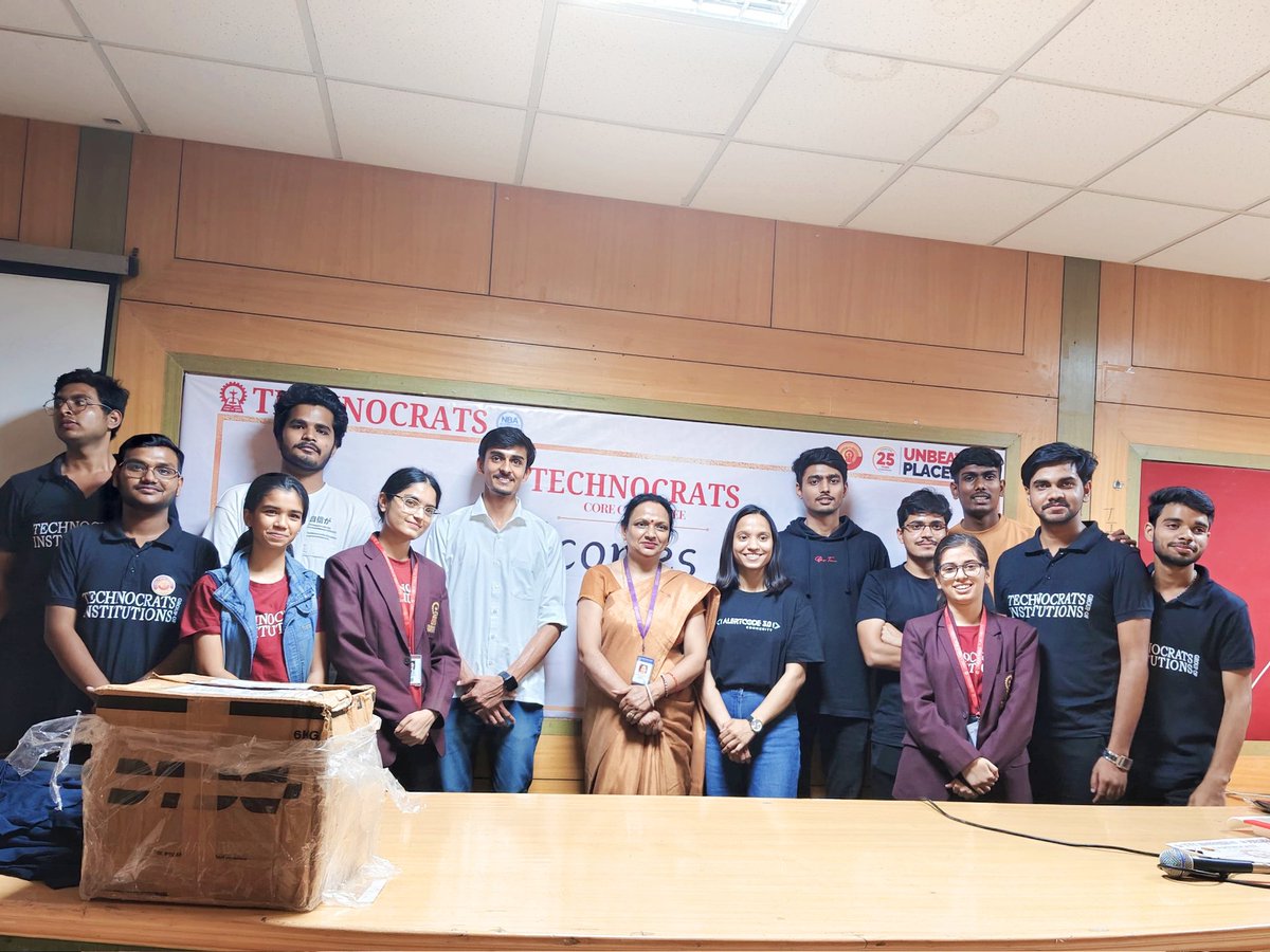 Riseque0112tech's tweet photo. @Alertcode_ @BatukSharma_ @TechnocratsTIT Also, thanks to @Utkdwd for managing the event so well.
#alertcode #web3talks #FutureTech #BlockchainLife2024 #Decentralization #security #BlockchainRevolution #BitcoinDeFi #DAO #publicspeaking #Communication #Web3Community https://t.co/rUnlumiCOB