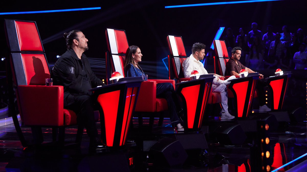 #Audiencias | 

🥇 <a href="/LaVozAntena3/">La Voz</a> es LÍDER indiscutible y LO+ VISTO de la noche 

📊 Lidera con un 13% de share, superando a su rival en +1,5 puntos 

📊 Supera los 3,6 millones de espectadores únicos y +1,1 M de seguidores de media

🥇 <a href="/antena3com/">Antena 3</a>, líder del Prime Time (13,7%)