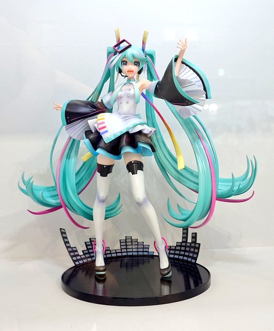 うーん…
可愛い…買うか… 