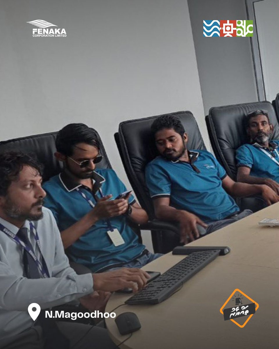 TeamFenaka's tweet photo. ބައިނަލްއަޤުވާމީ ކާރިސީ ހިރާސް ކުޑަކުރުމުގެ ދުވަހާ ގުޅިގެން، ފެނަކައިގެ ހުރިހާ ބްރާންޗްތަކަށް ޚާއްސަކޮށްގެން،  ކުއްލި ޙާލަތްތަކުގައި އިޖާބަދޭނެ ޢުސޫލު ތަންފީޒުކުރަން ފެށުމުގެ ގޮތުން މުވައްޒަފުންނަށް ކިޔައިދީ، އިމަޖެންސީ ރެސްޕޮންސް ޓީމް އެކުލަވާލުމަށް ނ އަތޮޅުގައި ކުރިޔަށް ގެންދިޔަ “ތައްޔާރު” ޙަރަކާތުގެ ތެރެއިން.
#TeamFenaka #Thayyaaru