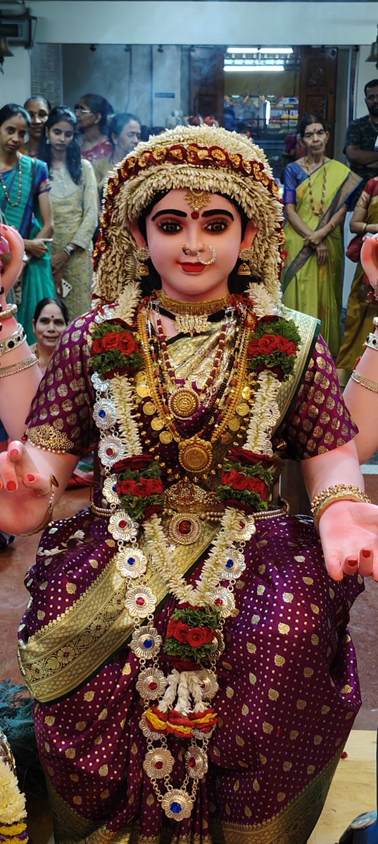 KamathVignesh93's tweet photo. 55th Year Shri Sharada Pooja Mahotsava | Yuvaka Samaja | Shri Kashi Math, Kota
#SharadaDevi #KashiMath https://t.co/aFAqA8d3k5
