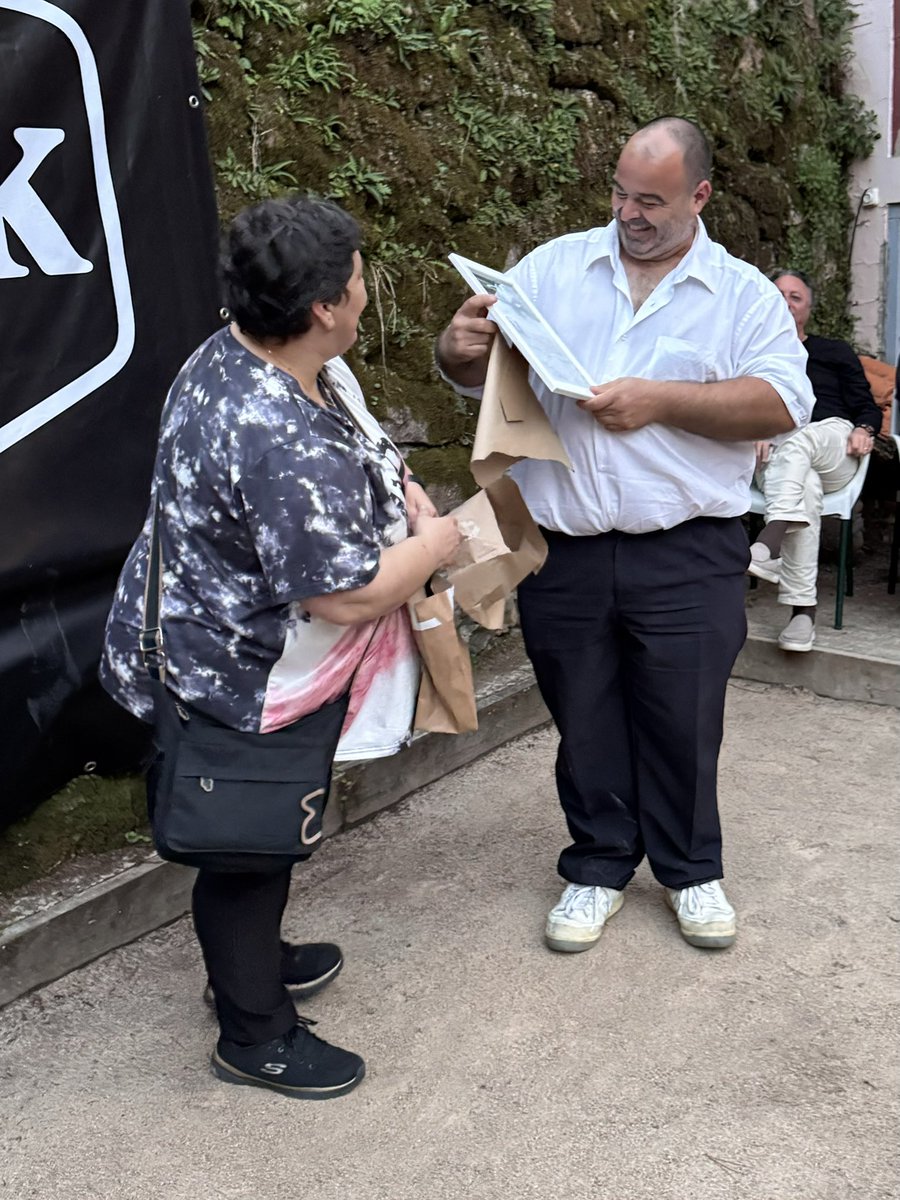 El Carru Leña tweet media