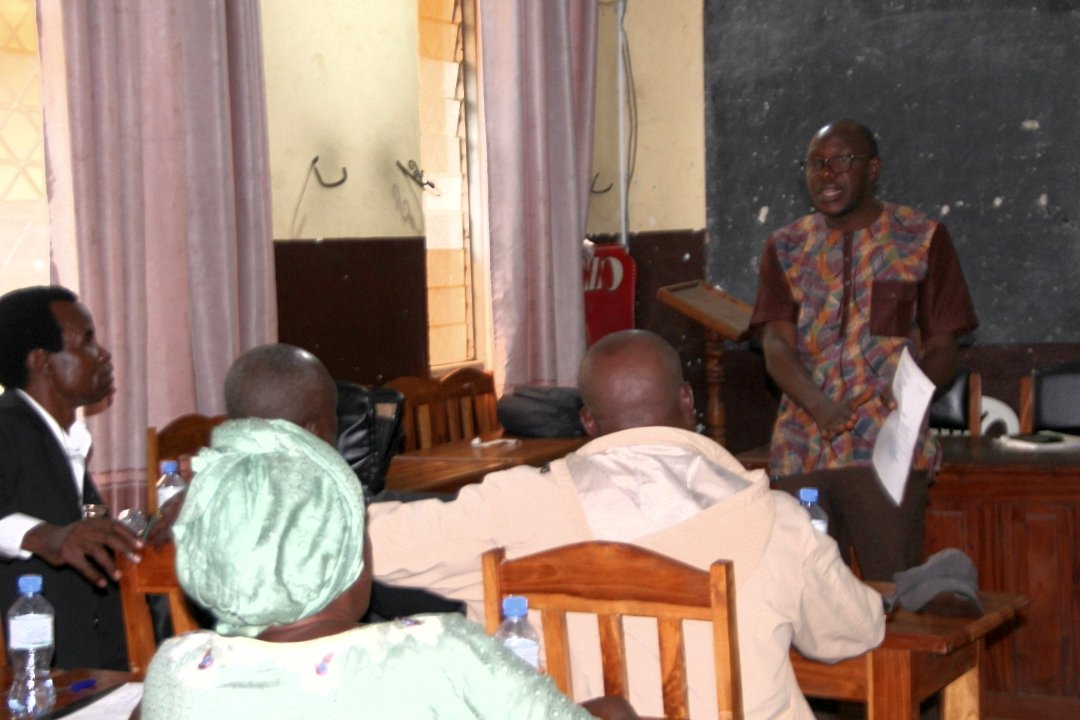 CnarTogo's tweet image. Le samedi 12 octobre 2024, nous avons échangé avec les réfugiés rwandais au Togo, sur les principes de protection internationale et sur les droits et devoirs des réfugiés, conformément à loi portant statut de réfugié au Togo.

#SolidaritéAvecRéfugiés
#CNAR
#HCR