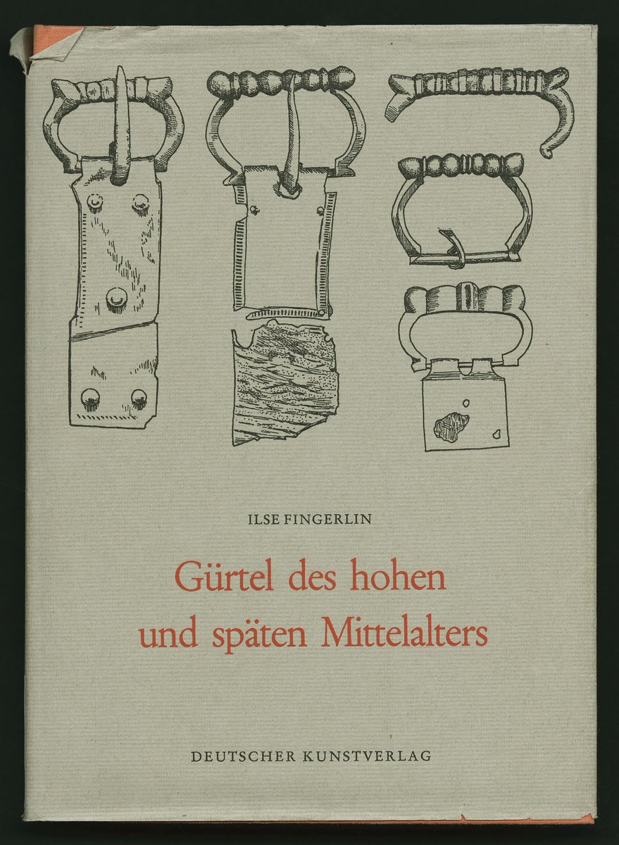 dissenydoc's tweet photo. Dels nostres #llibresdedisseny:
📘"Gürtel des hohen und späten Mittelalters", #IlseFingerlin (@Dt_Kunstverlag, 1971)
#librosdediseño #designbooks #moda #fashion #accessoris #accesorios #accessories #complements #complementos #cinturons #cinturones #belts https://t.co/135AK4sOa0