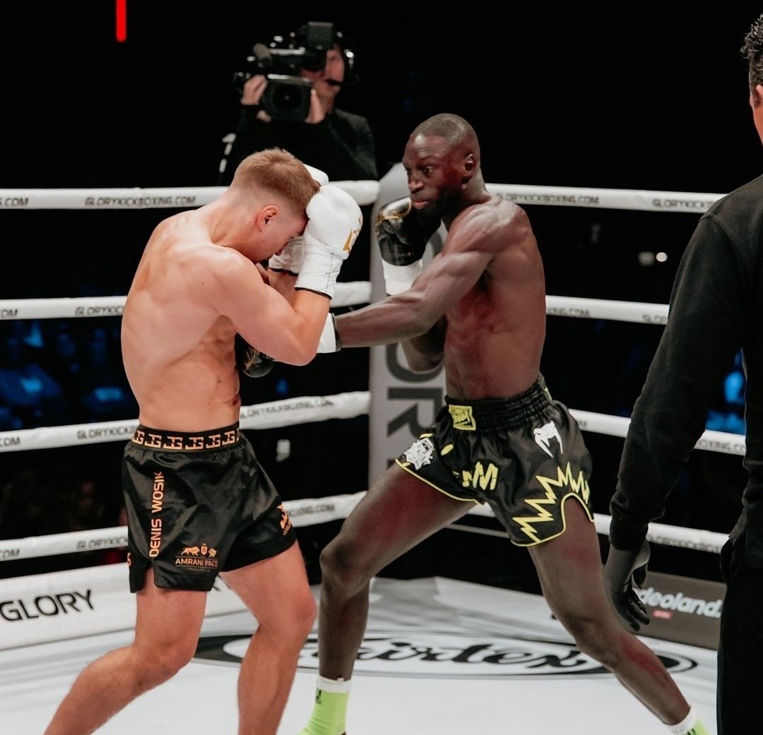 Parlons Pieds-Poings 🦶👊🥊 tweet media