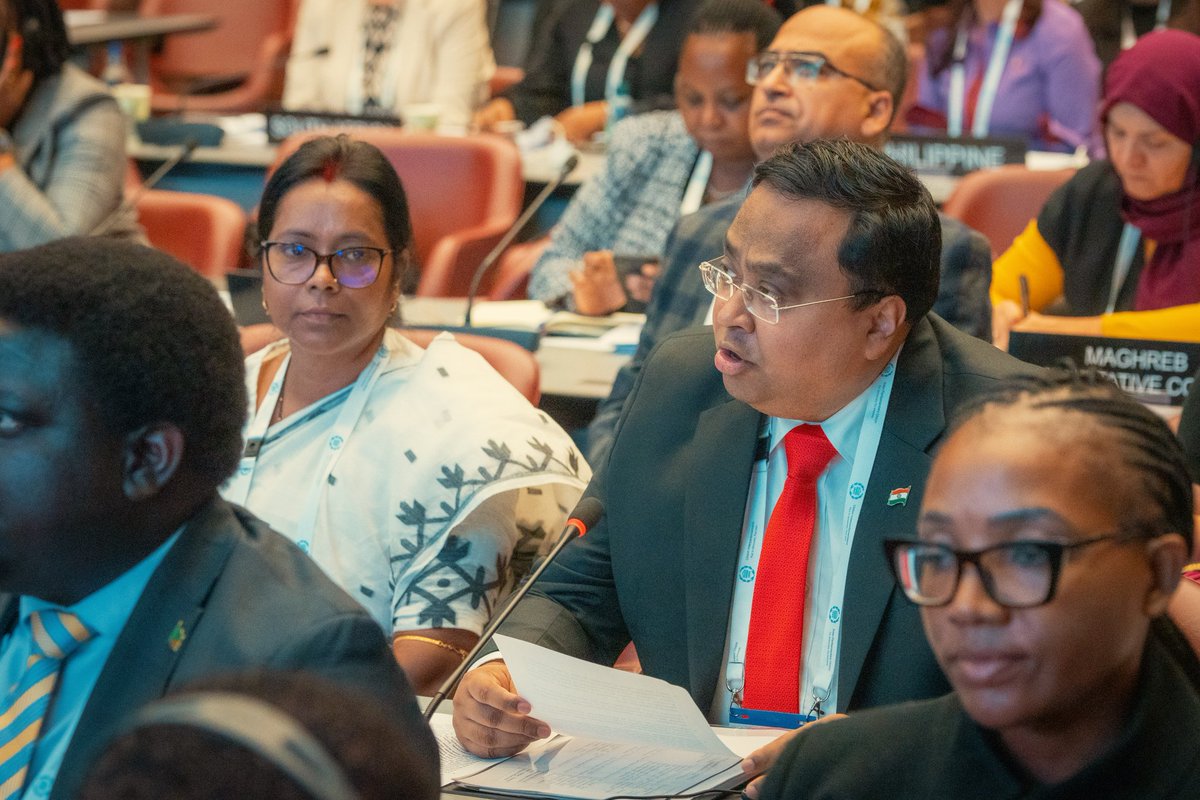 IndiaUNGeneva's tweet photo. ✨ 🇮🇳 at #IPU149✨
🇮🇳 Rajya Sabha MP @sasmitpatra during the 38th Session of the Forum of #WomenMPs held as part of #IPU49, emphasised the need to create #GenderInclusive AI systems.
#WomenLedDevelopment
#genderequality
@IPUparliament https://t.co/hJSVkVHtQO