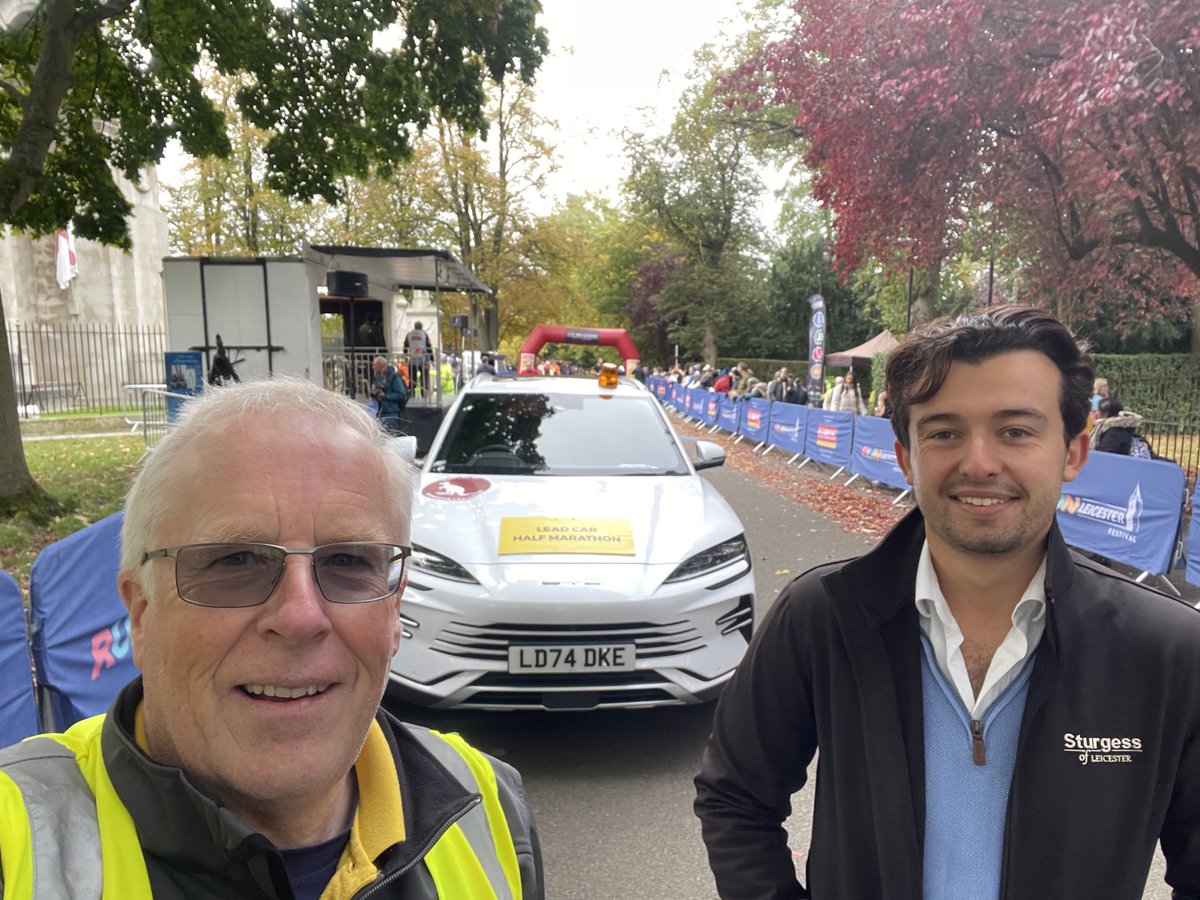 adw2425's tweet image. The Run Leicester event for ⁦@LOROSHospice⁩ will start in 5 minutes. Car supplied by Sturgess.