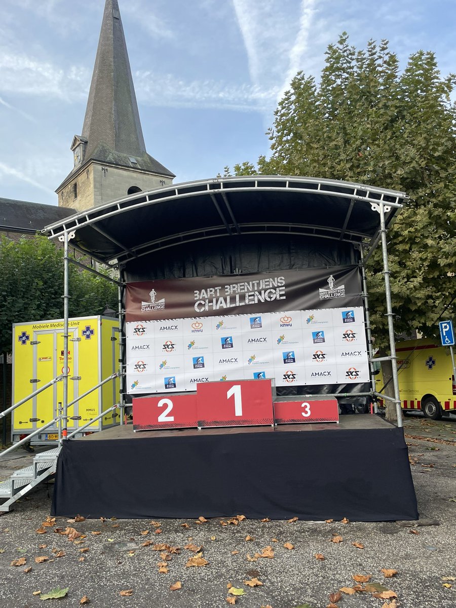 😍Prachtige traditie. De Bart Brentjens Challenge vanuit Eijsden