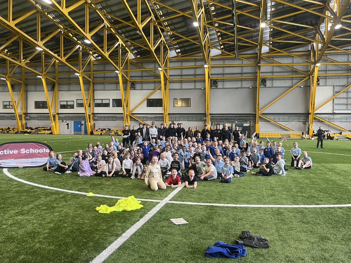 DalzielRugby's tweet photo. DEVELOPMENT OFFICER | On Friday we worked in partnership with @NLActiveSchools and @NCLanarkshire to deliver rugby to
🏉 350 Primary 5 pupils
🏉 10 primary schools
#oneclub #community #partnership https://t.co/14y1zTfvcv