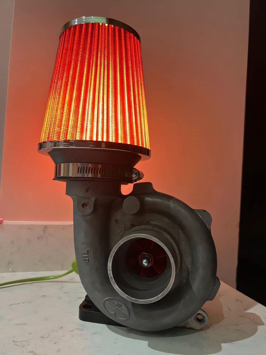 dadakomach's tweet image. ターボライト