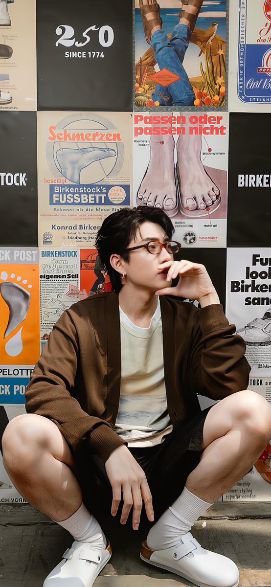 leixiaoxiong97's tweet photo. Wallpaper →OFF💚💚

#OffJumpol 
#offgun 
#关钟鹏 
@off_tumcial https://t.co/pQ2kNqKanX