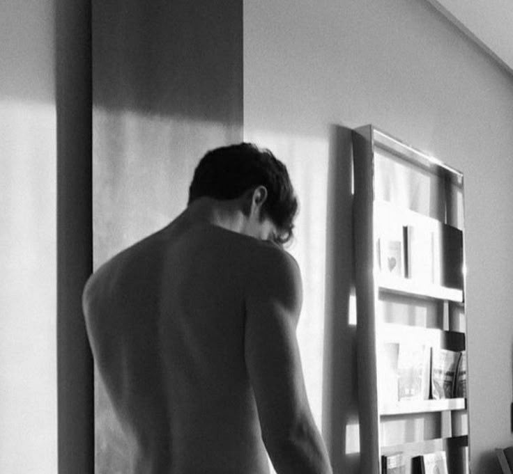 windrisesd's tweet image. —  Kenzo, 27.
professor universitário.

— after sex, you smoke. it's a rule.