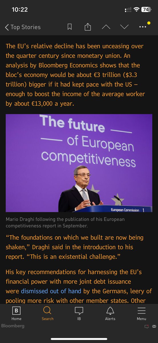 Bloomberg dnes podrobuje těžké kritice celý projekt EU. Podle agentury už takřka vypršel čas, aby Evropa mohla obhájit své místo ve stále nesmlouvavějším světě. Který jí utíká. 

Jedno číslo za všechny. EU ztrácí na USA nepřetržitě od vzniku eura, konstatuje Bloomberg. Pokud by k