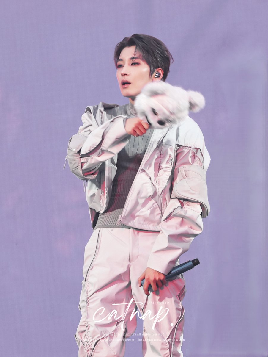 catnap_17's tweet photo. 241013 RIGHT HERE 고양콘 

Monster 👹 

#원우 #전원우 #WONWOO 
#세븐틴 ⁠⁠#SEVENTEEN https://t.co/5IPbff7Cgn