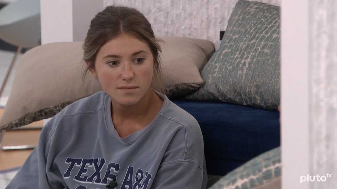 TheBigBroTea's tweet photo. I can’t believe the last night of feeds is still this good. Makensy’s stupidity is once again reaching new levels 😭 #bb26 https://t.co/azsO6QkCRa