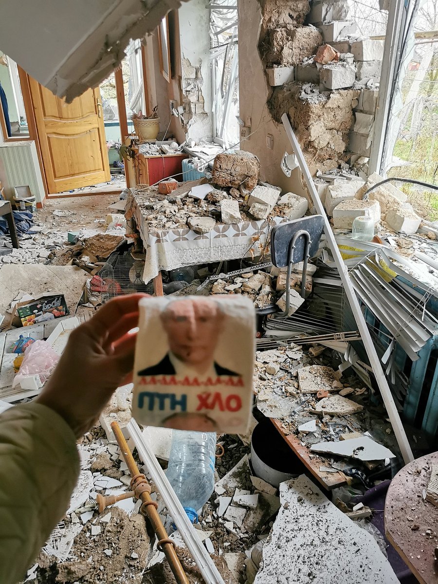 Olenamyhaylova's tweet photo. @igorlachenkov @JaredLeto @jaredleto  "Problems" like this russians bring to my home. https://t.co/J9nH1OIVVk