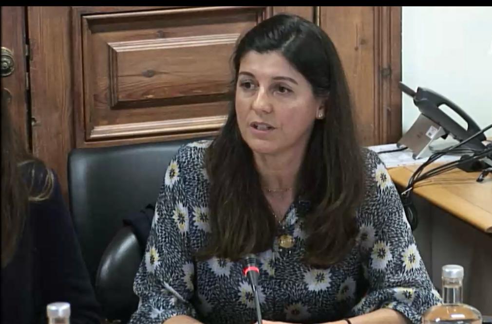 Azeredo Lab (@azeredolab) on Twitter photo Magistral phage preparation according to the Belgium model of phage therapy is being discussed by the Portuguese government. <a href="/azeredo_joana/">Joana Azeredo</a> and <a href="/DPP_Pires/">Diana Priscila Pires</a> were at the parliament to present the concept as a result of a petition initiated by two patients who received phage therapy. Magistral phage preparation according to the Belgium model of phage therapy is being discussed by the Portuguese government. <a href="/azeredo_joana/">Joana Azeredo</a> and <a href="/DPP_Pires/">Diana Priscila Pires</a> were at the parliament to present the concept as a result of a petition initiated by two patients who received phage therapy.