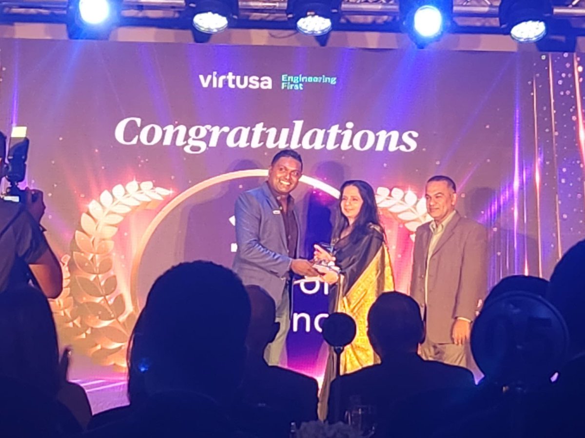 wnkarunasena's tweet image. Virtusa Long Service Milestone Awards 2024 🏆🎖

#engineeringfirst #virtusa #lifeatvirtusasrilanka #lifeatvirtusa #longserviceaward2024