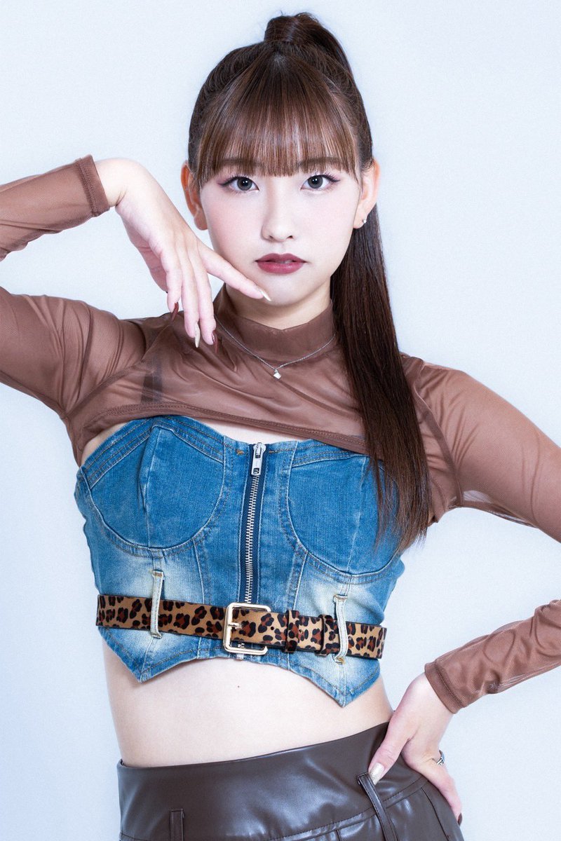 hina ˏˋ 💛NEW MEMBER💛 ˎˊ˗ ━━━━━━━━━━━━ Hina(ヒナ