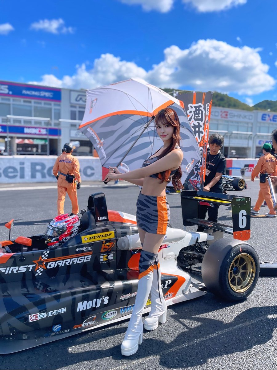 loveanyu_twitt's tweet image. 晴れの国🌞岡山〜🍑

#FormulaBeat Rd.12では #酒井翔太 選手🥇
Gentlemanクラス KAMIKAZE選手🥇
Wグランドスラム達成となりました🏆🎉🎉
表彰台おめでとうございます🫰🏻

サーキットへお集まり頂いた皆様1日ありがとうございました🥲🧡
引き続き #ファーストガレージ の応援をよろしくお願いします💪