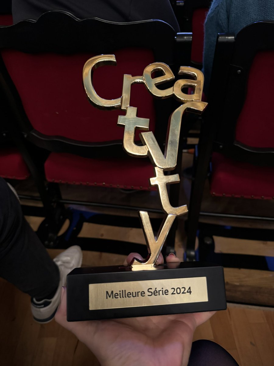 🙌 SENTINELLES UKRAINE 🏆remporte le prix de la meilleure série au festival Creatvty <a href="/villedesete/">Ville de Sète</a> 🎉
La série sortira le 29/10 sur <a href="/cineplus_ocs/">CINE+ OCS</a> 
Série créée et écrite par Thibault Valetoux et <a href="/FKrivine/">Frederic Krivine</a> Réalisée par Jean-Philippe Amar Produite par Emmanuel Daucé, Antoine Szymalka