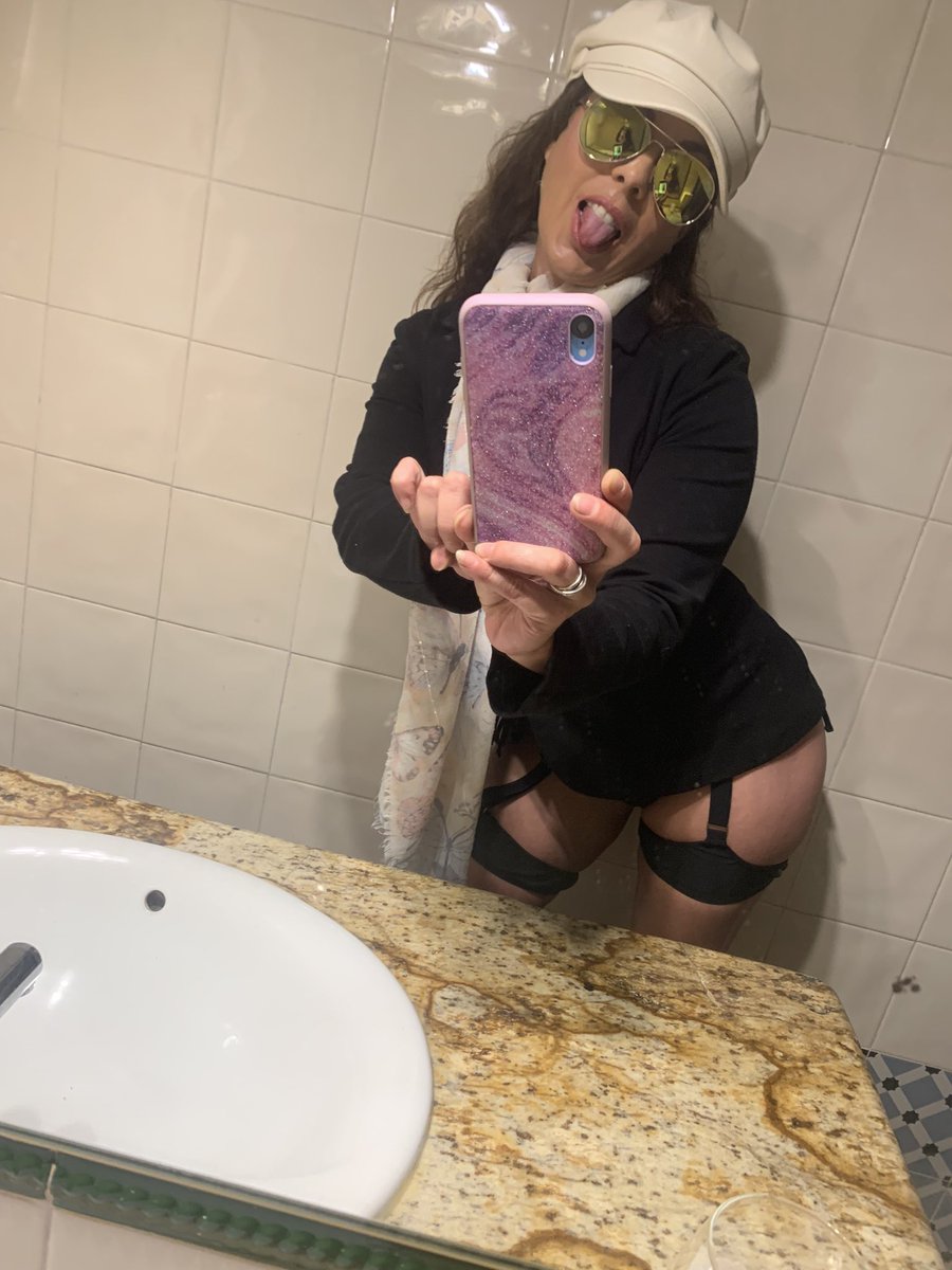 Feliz domingo 🎶