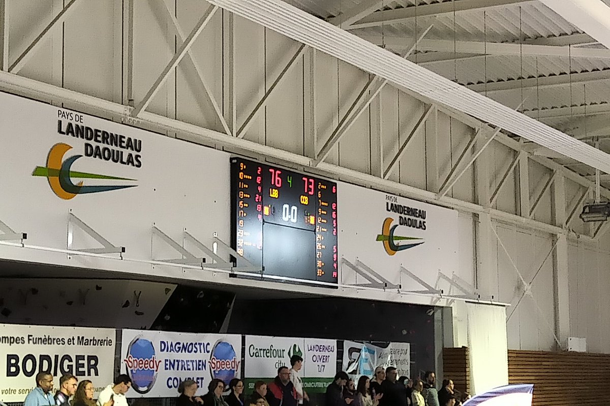 #Basketball #LFB #EspritJO #SaisonRégulière #GoLBB 

Une victoire reste une victoire, peu importe la manière 🏀😉💪 !

Ce Samedi soir, le soutien de La Cimenterie a été prépondérant 👏.

76 - 73 pour les Louves 🐺 du <a href="/LBB_HN/">LanderneBzhBasket_HN</a> 

<a href="/basketlfb/">LFB</a> <a href="/ffbasketball/">Fédération Française de BasketBall</a>