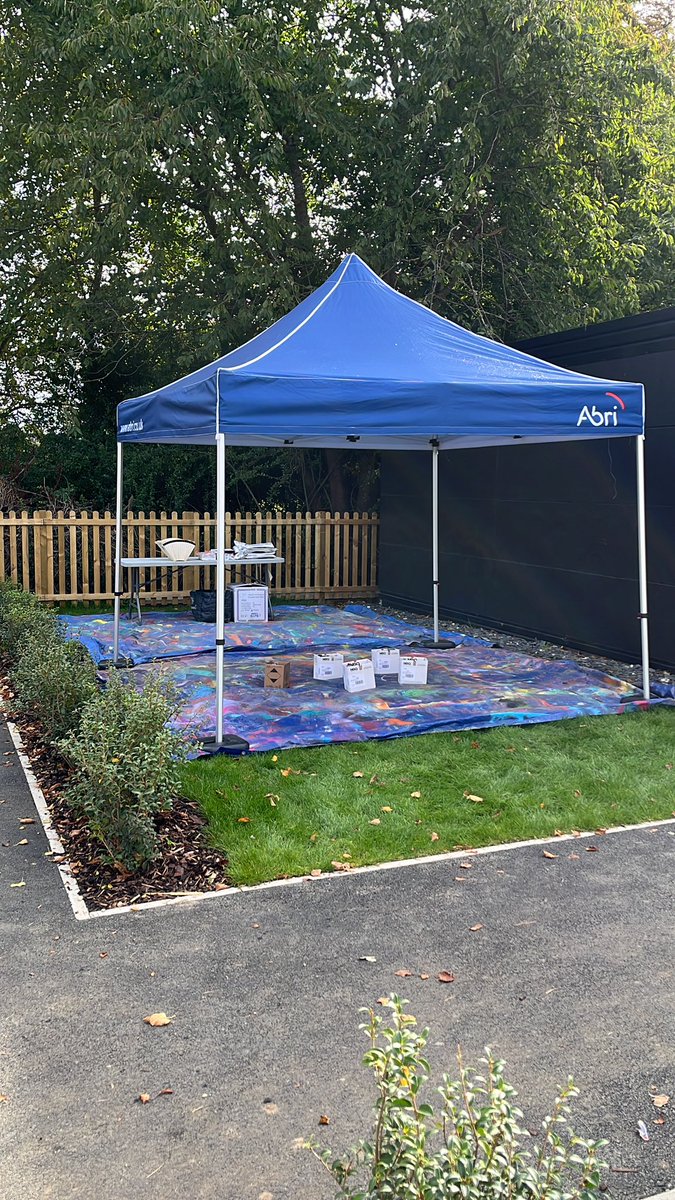 Danielle Lane tweet media