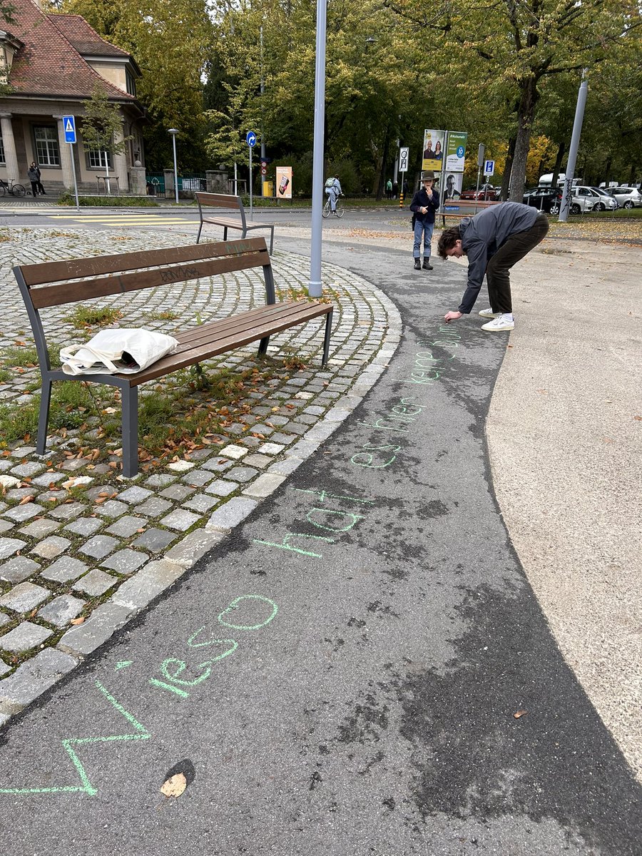 Fina Girard (@finagirard) on Twitter photo letzte Wahlmobilisierung am Wielandplatz und wieder kollektives Kopfschütteln über dieses ambitionslose Entsiegelungsprojekt. Hier wurde echt eine Chance verpasst!
#begrünung #achtungfrisch #wielandplatz <a href="/jgbnordwest/">junges grünes bündnis</a> <a href="/GrueneBasel/">GRÜNE Basel-Stadt</a> letzte Wahlmobilisierung am Wielandplatz und wieder kollektives Kopfschütteln über dieses ambitionslose Entsiegelungsprojekt. Hier wurde echt eine Chance verpasst!
#begrünung #achtungfrisch #wielandplatz <a href="/jgbnordwest/">junges grünes bündnis</a> <a href="/GrueneBasel/">GRÜNE Basel-Stadt</a>