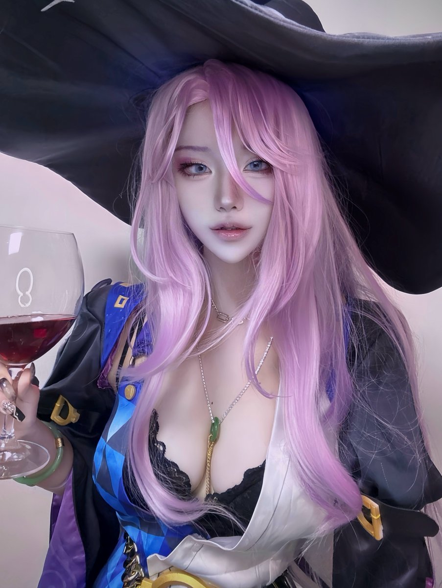 🍷

#HonkaiStarRail
#jade #cosplay