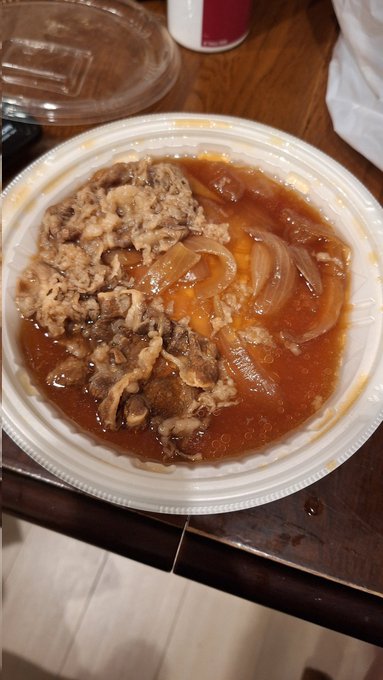 セブンで牛丼買ったら…肉少な 
