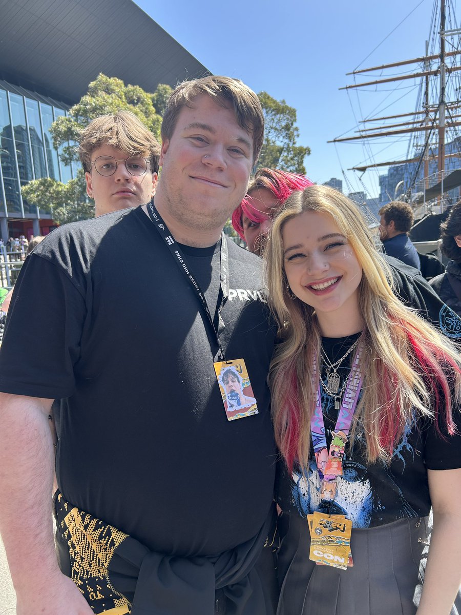 TTVkelpid's tweet photo. #paxaus2024 IS OVER ALREADY :(( Iโm so grateful for the amazing people Iโve connected with this year in the OCE community and you are all are just awesome. Much love <3 Time to prep for #Dreamhackau https://t.co/cL48TCZqoG